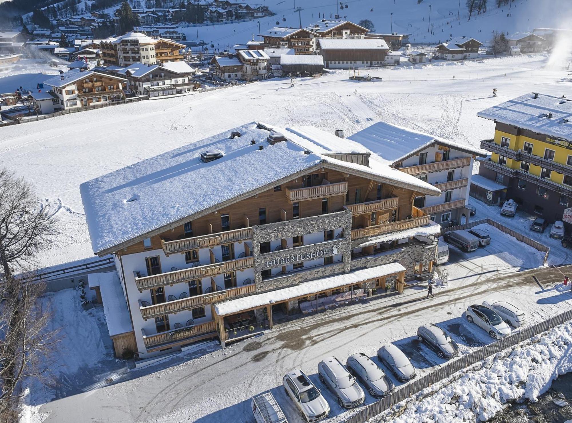 Hotel Hubertushof Σάαλμπαχ-Χίντεργκλεμ Εξωτερικό φωτογραφία