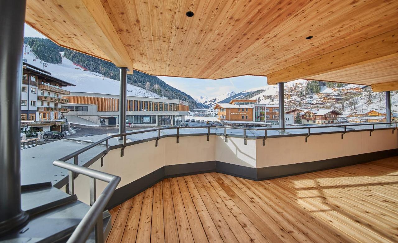 Hotel Hubertushof Σάαλμπαχ-Χίντεργκλεμ Εξωτερικό φωτογραφία