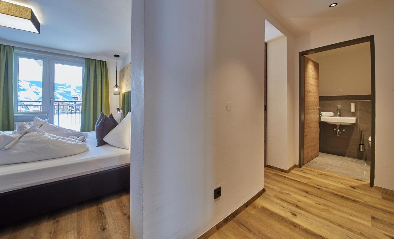 Hotel Hubertushof Σάαλμπαχ-Χίντεργκλεμ Εξωτερικό φωτογραφία
