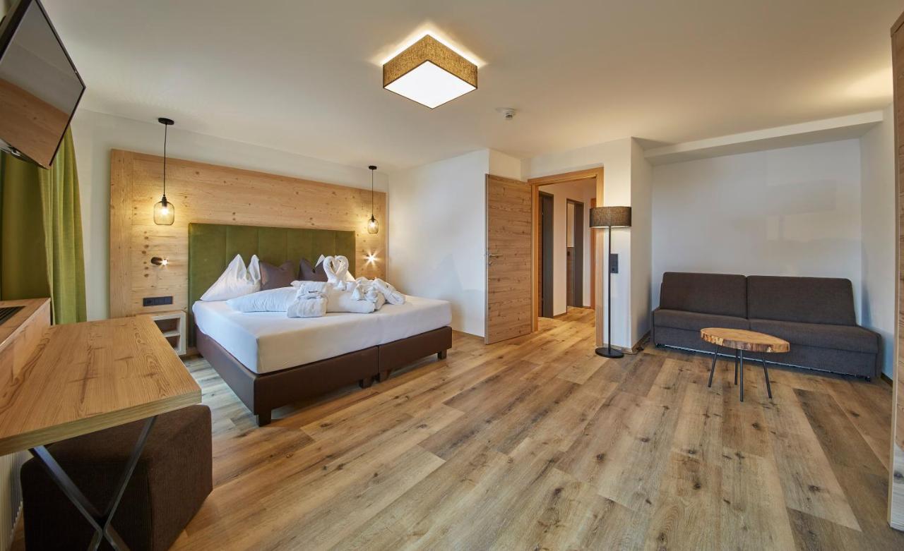 Hotel Hubertushof Σάαλμπαχ-Χίντεργκλεμ Εξωτερικό φωτογραφία