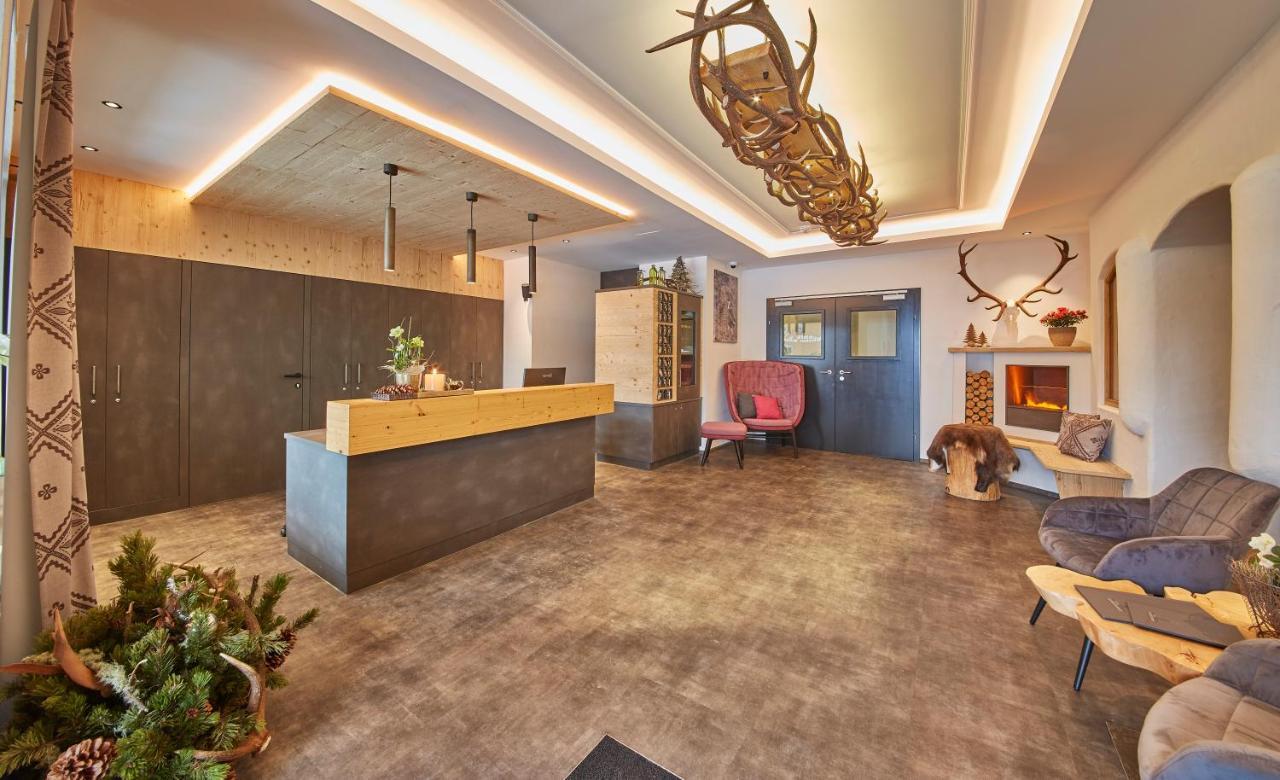 Hotel Hubertushof Σάαλμπαχ-Χίντεργκλεμ Εξωτερικό φωτογραφία