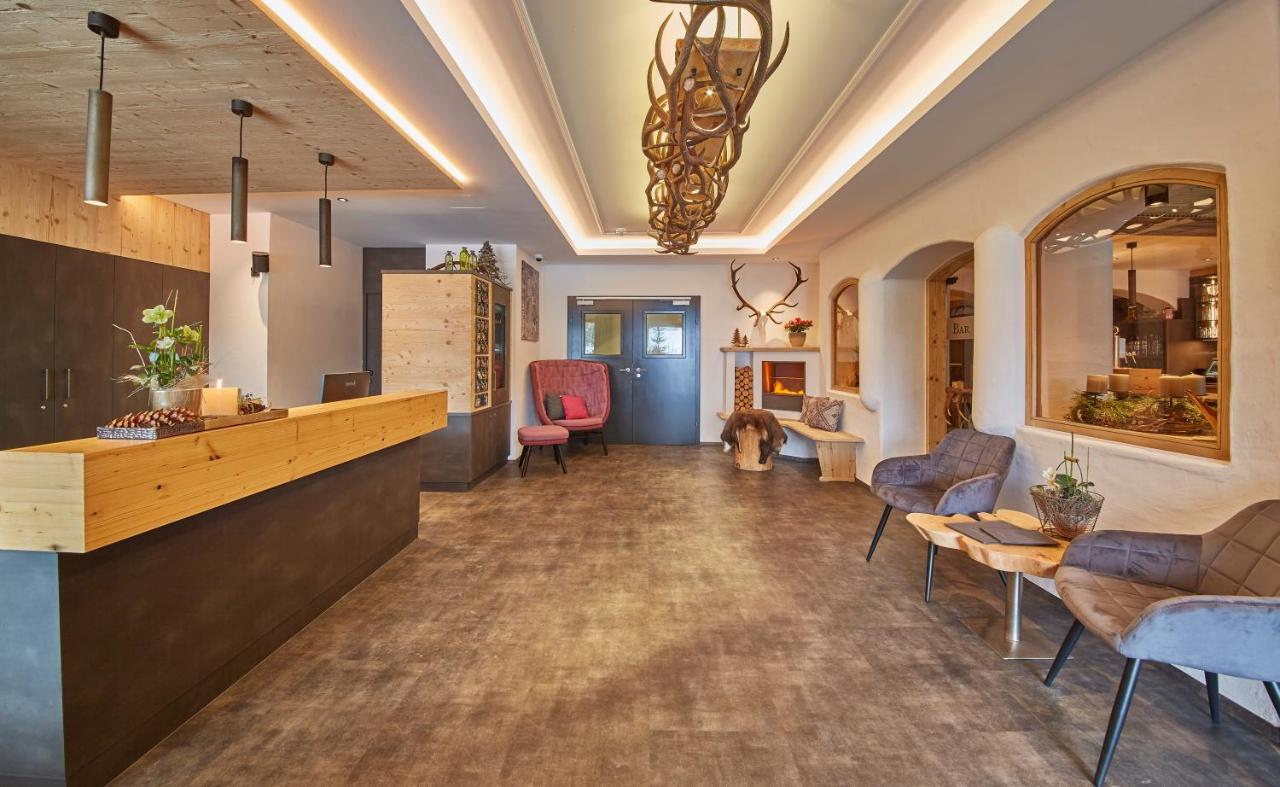 Hotel Hubertushof Σάαλμπαχ-Χίντεργκλεμ Εξωτερικό φωτογραφία